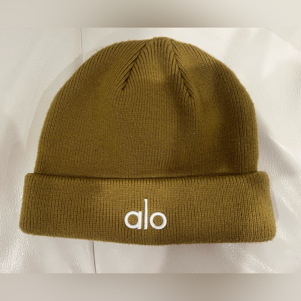 Alo Olive Green Beanie